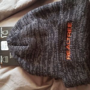 Realtree knit hat and glove set NWT
